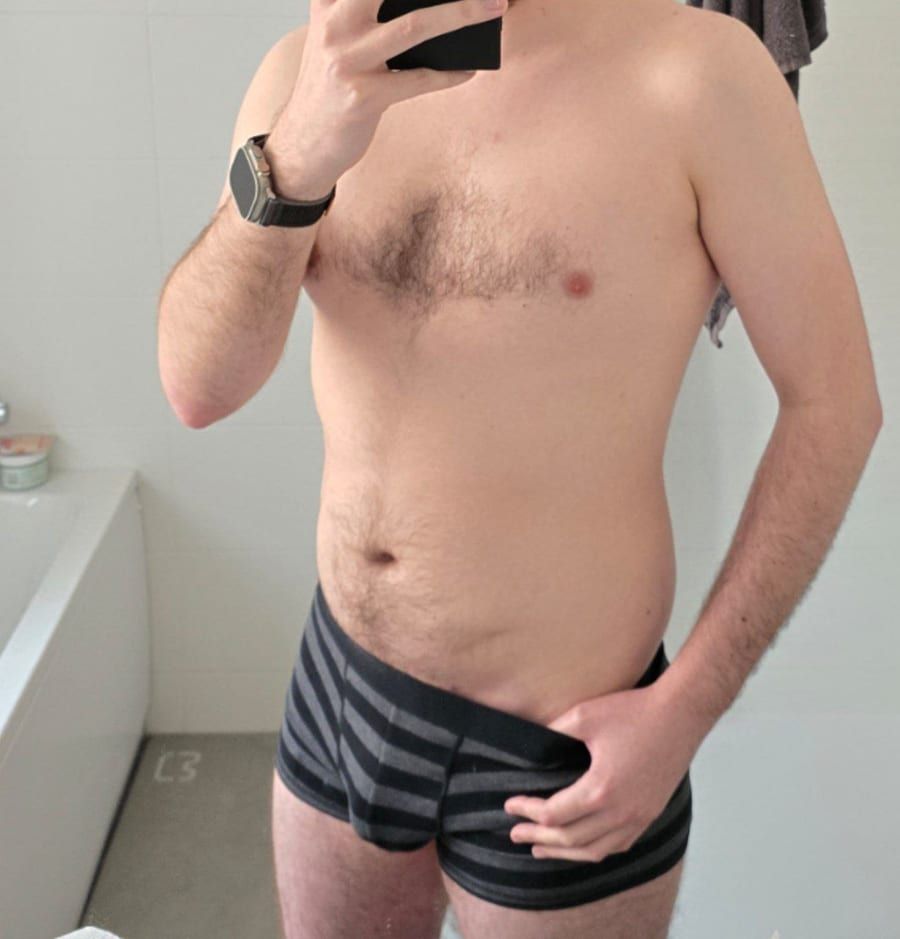 Esteve - Gay in Leizen Profil von Esteve, 27 Jahre, Gay in Leizen (Mecklenburg-Vorpommern)