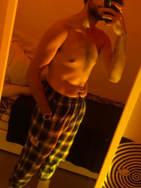 Profil von Emilian, 24 Jahre, Gay in Beggerow (Mecklenburg-Vorpommern)