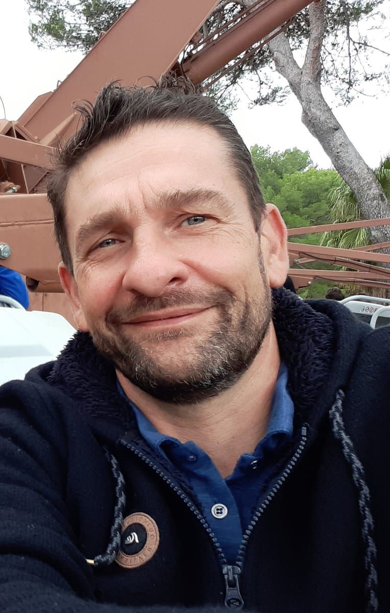 Foulques - Gay in Gallin-Kuppentin Profil von Foulques, 22 Jahre, Gay in Gallin-Kuppentin (Mecklenburg-Vorpommern)