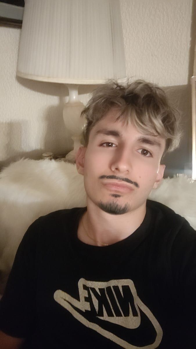 Ellande - Gay in Drechow Profil von Ellande, 34 Jahre, Gay in Drechow (Mecklenburg-Vorpommern)