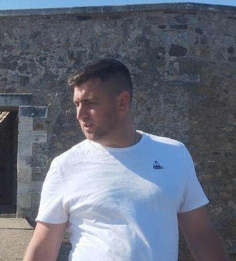 Roni - Gay in Hohen Pritz Profil von Roni, 25 Jahre, Gay in Hohen Pritz (Mecklenburg-Vorpommern)
