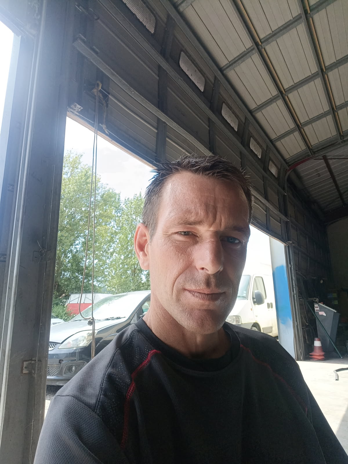 Yonathan - Gay in Blesewitz Profil von Yonathan, 33 Jahre, Gay in Blesewitz (Mecklenburg-Vorpommern)