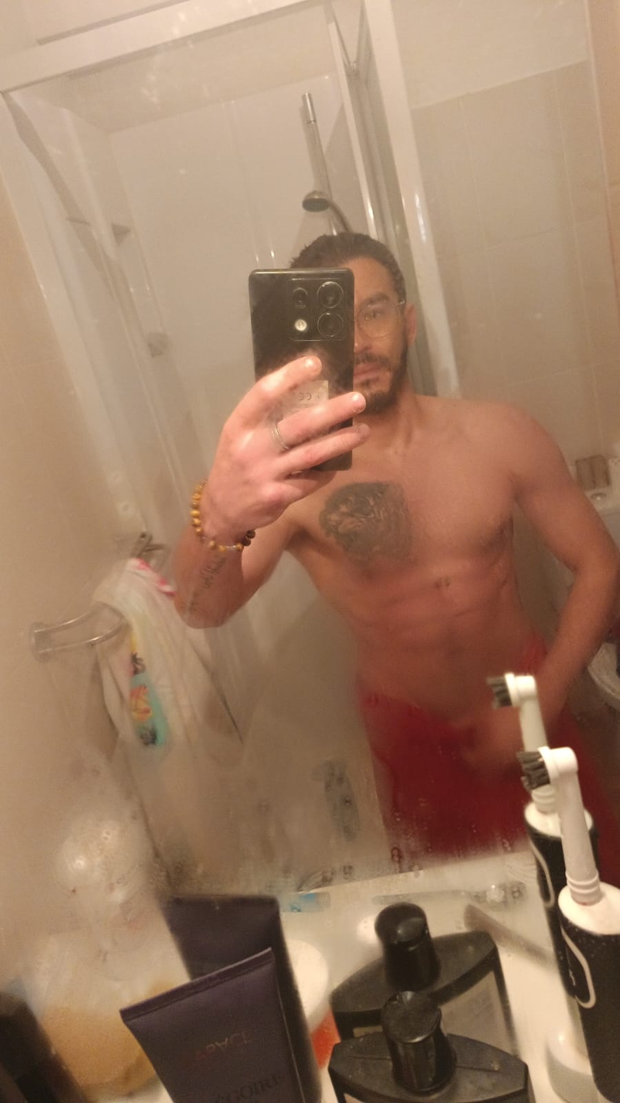 Sif - Gay in Gültz Profil von Sif, 44 Jahre, Gay in Gültz (Mecklenburg-Vorpommern)