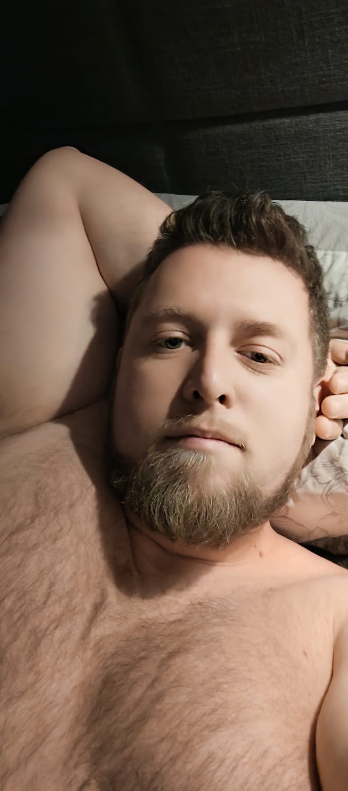Moumen - Gay in Bergholz Profil von Moumen, 41 Jahre, Gay in Bergholz (Mecklenburg-Vorpommern)
