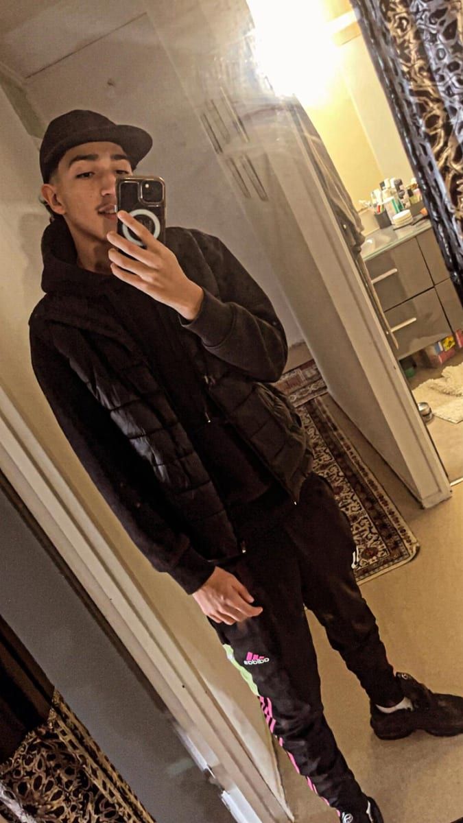 Cyprian - Gay in Verchen Profil von Cyprian, 22 Jahre, Gay in Verchen (Mecklenburg-Vorpommern)