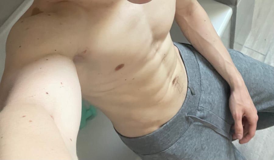 Asim - Gay in Blankenhagen Profil von Asim, 37 Jahre, Gay in Blankenhagen (Mecklenburg-Vorpommern)