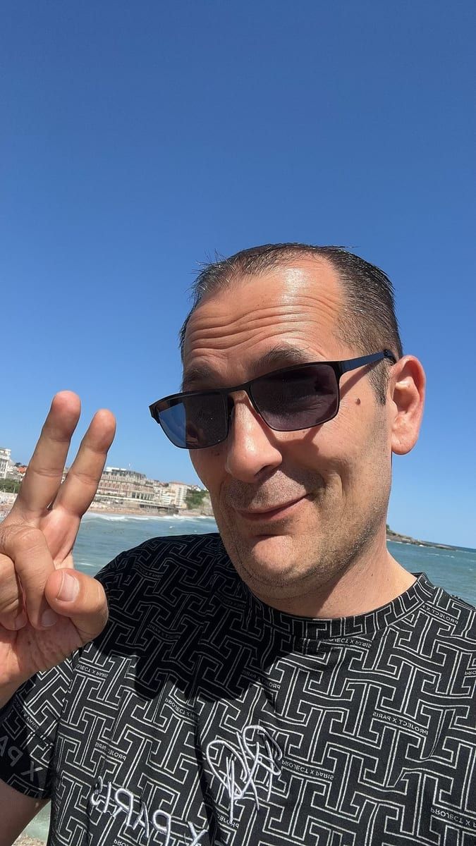 Yilmaz - Gay in Blesewitz Profil von Yilmaz, 42 Jahre, Gay in Blesewitz (Mecklenburg-Vorpommern)