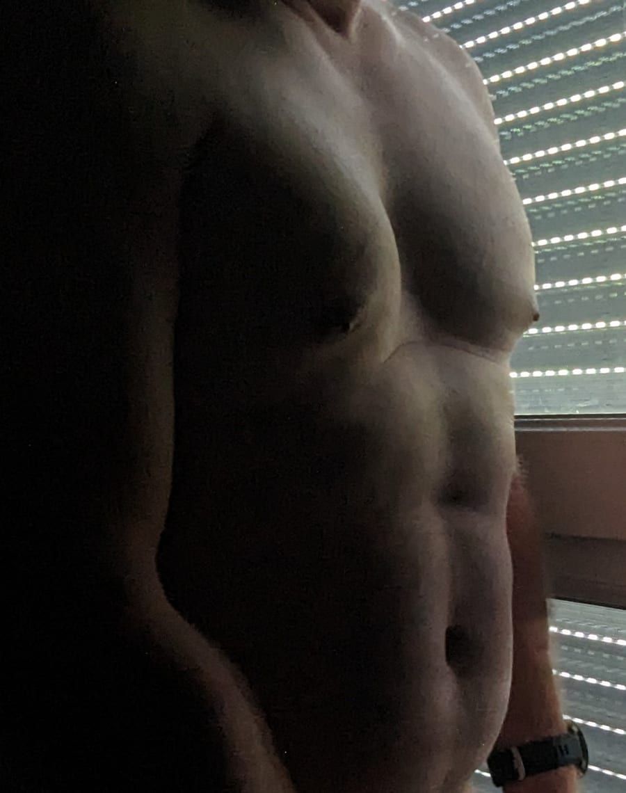 Guide - Gay in Barkhagen Profil von Guide, 28 Jahre, Gay in Barkhagen (Mecklenburg-Vorpommern)