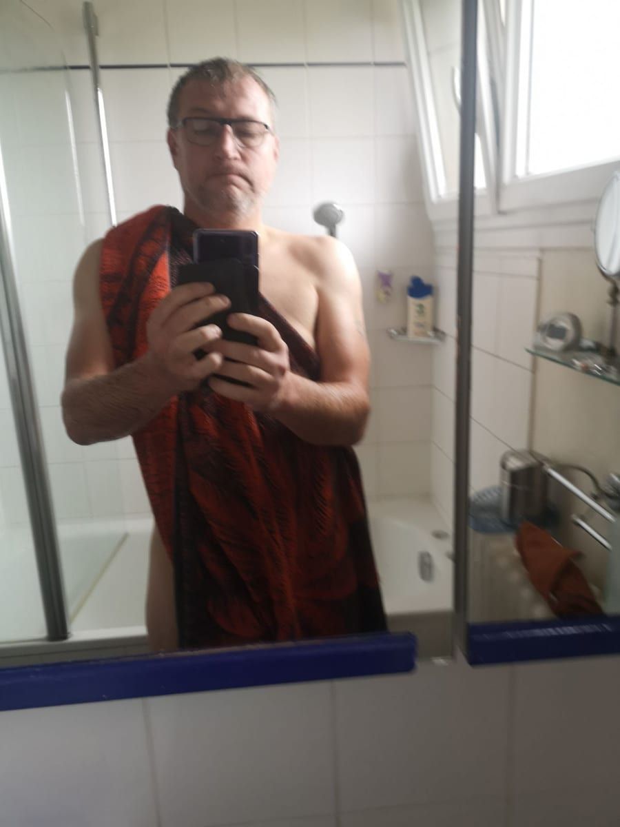 Shakil - Gay in Belsch Profil von Shakil, 38 Jahre, Gay in Belsch (Mecklenburg-Vorpommern)