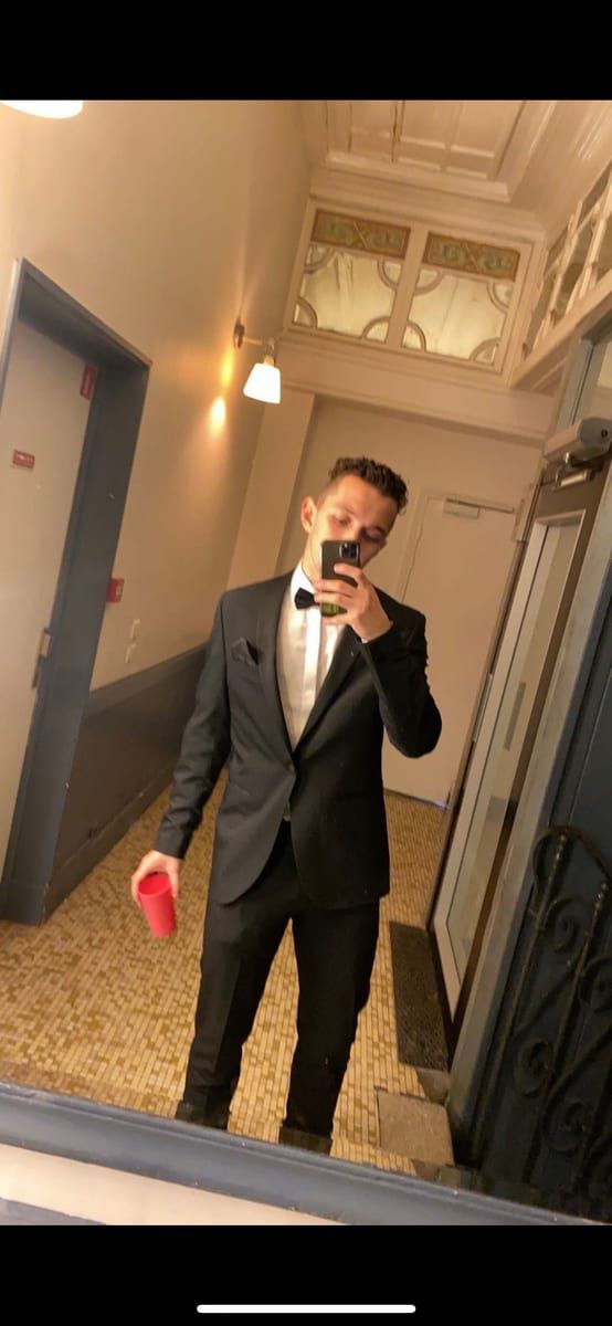 Emerik - Gay in Groß Nemerow Profil von Emerik, 31 Jahre, Gay in Groß Nemerow (Mecklenburg-Vorpommern)