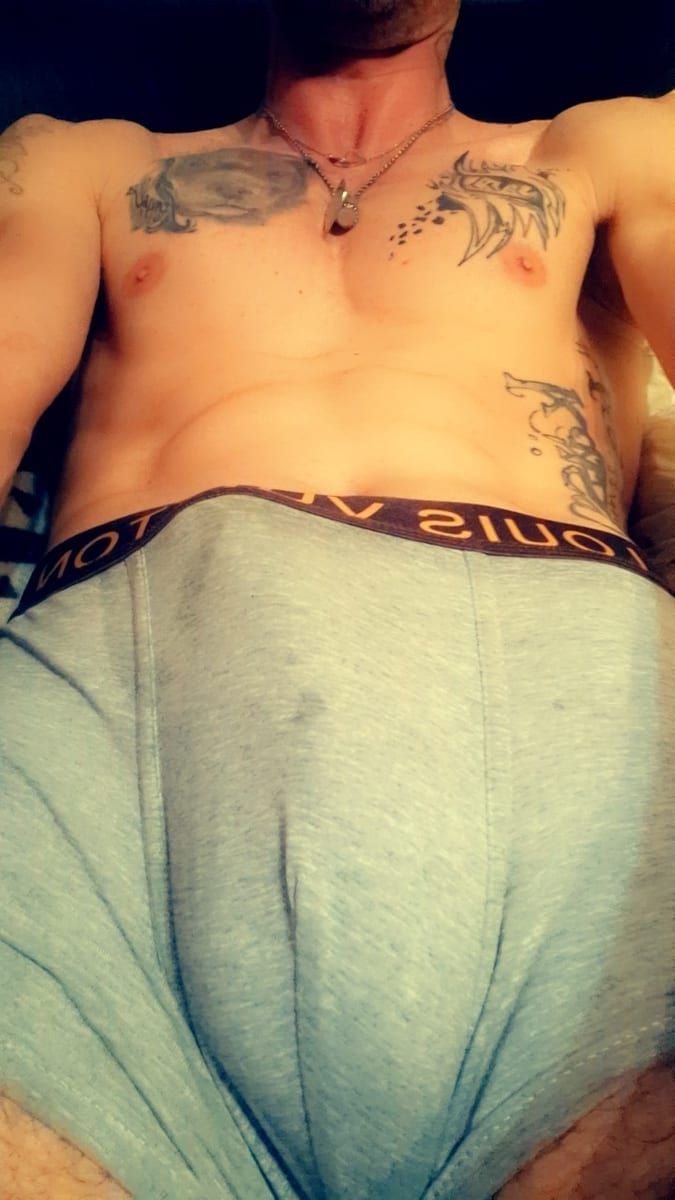 Satchel - Gay in Velgast Profil von Satchel, 37 Jahre, Gay in Velgast (Mecklenburg-Vorpommern)