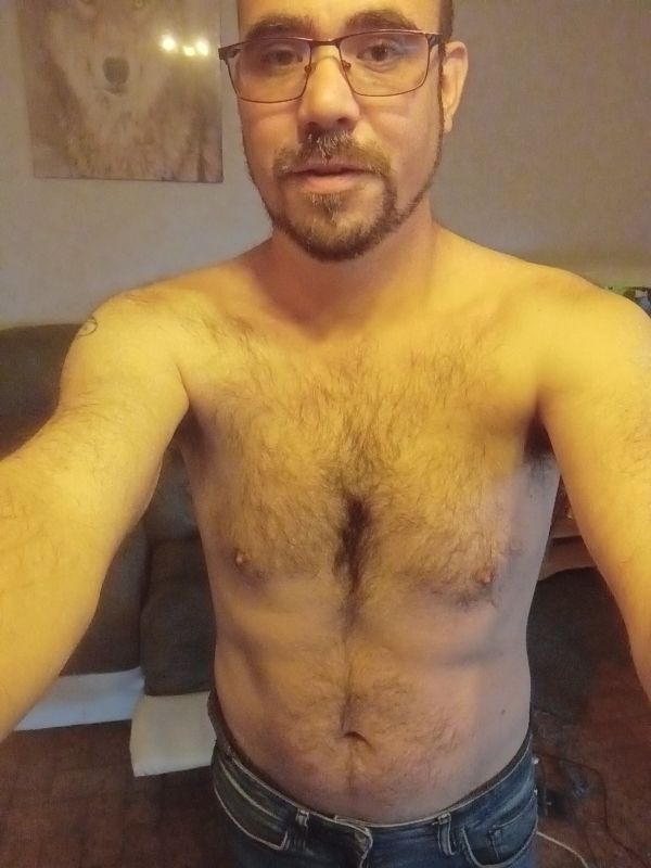 Erdal - Gay in Marlow Profil von Erdal, 43 Jahre, Gay in Marlow (Mecklenburg-Vorpommern)