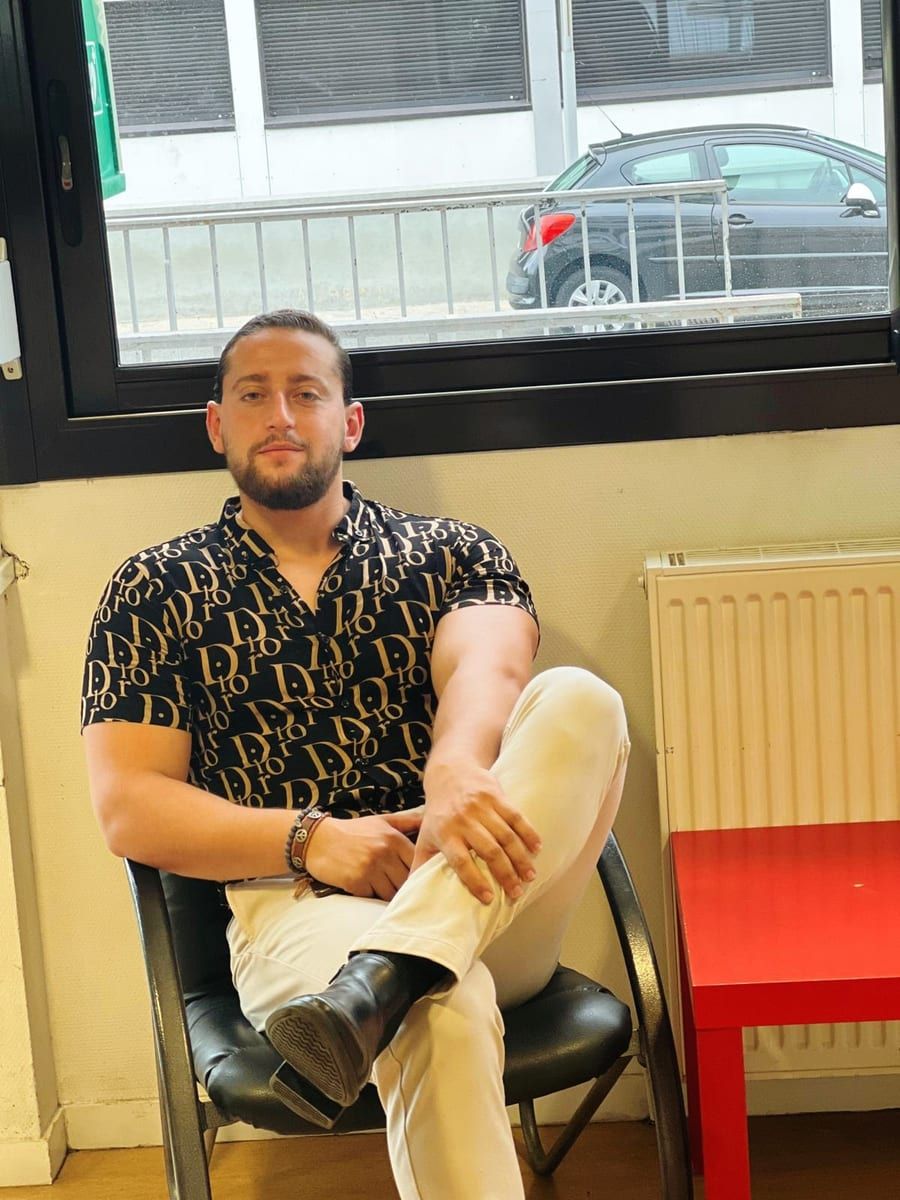Profil von Bouazza, 28 Jahre, Gay in Kritzow (Mecklenburg-Vorpommern)
