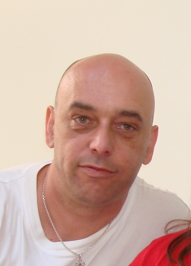 Eldin - Gay in Weitenhagen Profil von Eldin, 42 Jahre, Gay in Weitenhagen (Mecklenburg-Vorpommern)