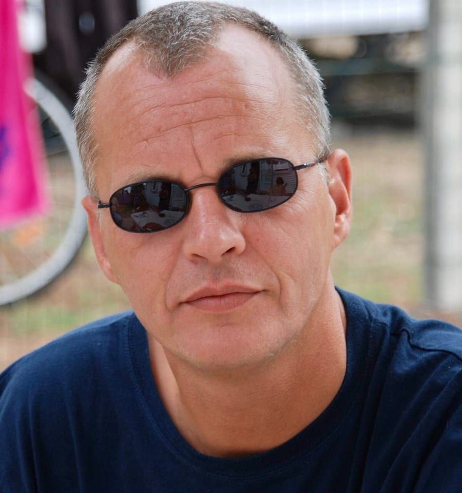 Khalifa - Gay in Barnin Profil von Khalifa, 42 Jahre, Gay in Barnin (Mecklenburg-Vorpommern)