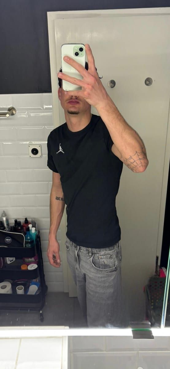 Djivan - Gay in Löcknitz Profil von Djivan, 34 Jahre, Gay in Löcknitz (Mecklenburg-Vorpommern)