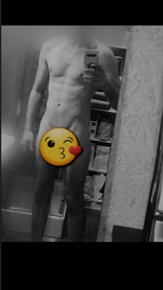 Jarod - Gay in Trollenhagen Profil von Jarod, 32 Jahre, Gay in Trollenhagen (Mecklenburg-Vorpommern)