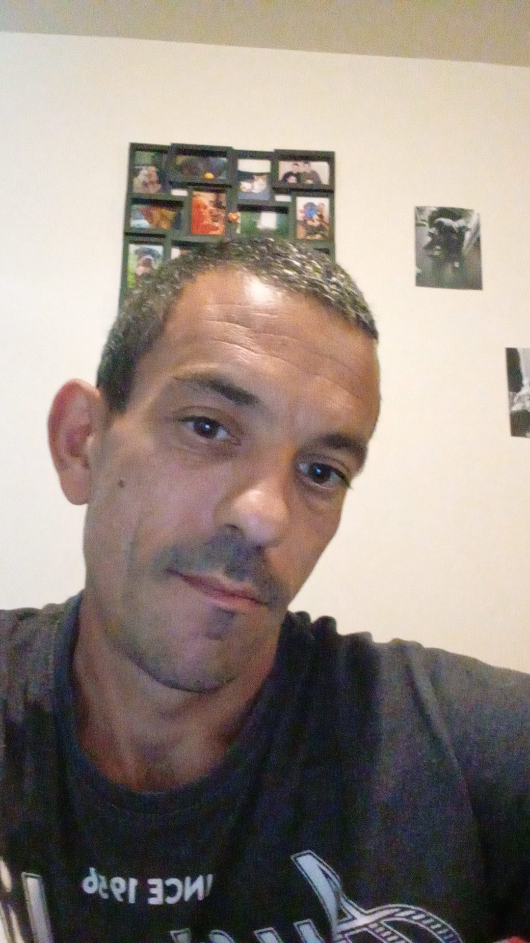 Profil von Godefroi, 41 Jahre, Gay in Kruckow (Mecklenburg-Vorpommern)