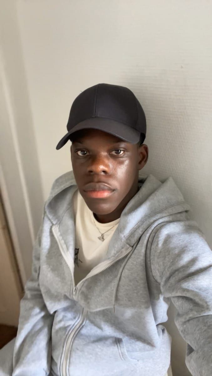 Dayann - Gay in Neuenkirchen Profil von Dayann, 39 Jahre, Gay in Neuenkirchen (Mecklenburg-Vorpommern)
