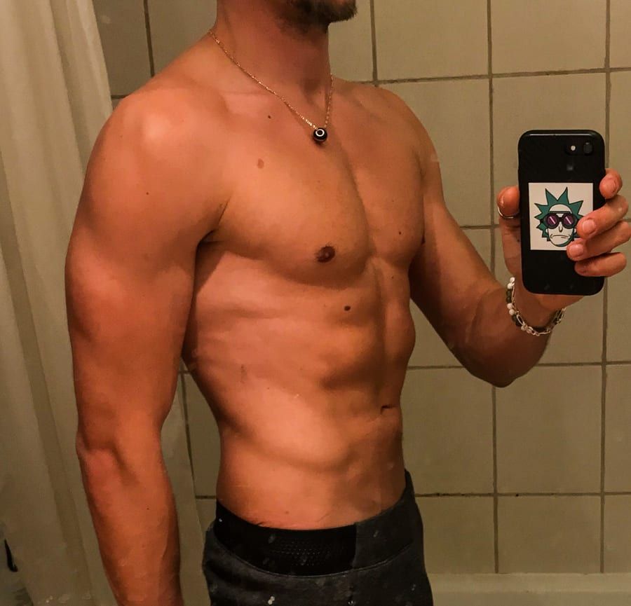 Profil von Oriel, 25 Jahre, Gay in Datzetal (Mecklenburg-Vorpommern)