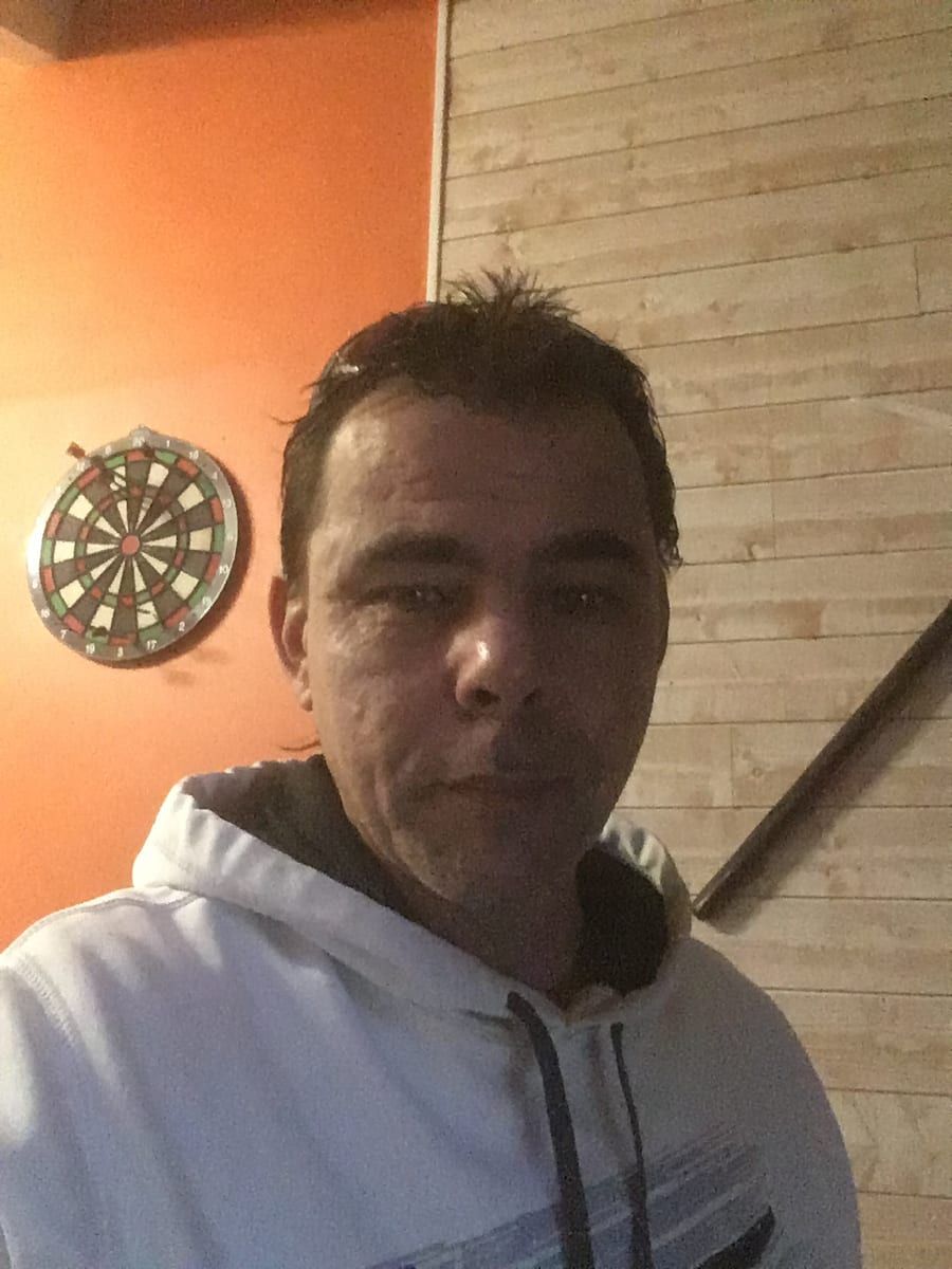 Tenzin - Gay in Marlow Profil von Tenzin, 34 Jahre, Gay in Marlow (Mecklenburg-Vorpommern)