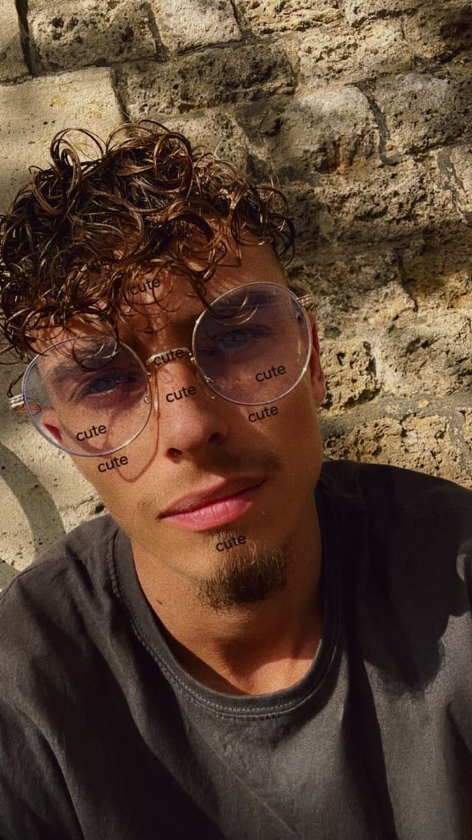 Profil von Rodolphe, 35 Jahre, Gay in Dargun (Mecklenburg-Vorpommern)