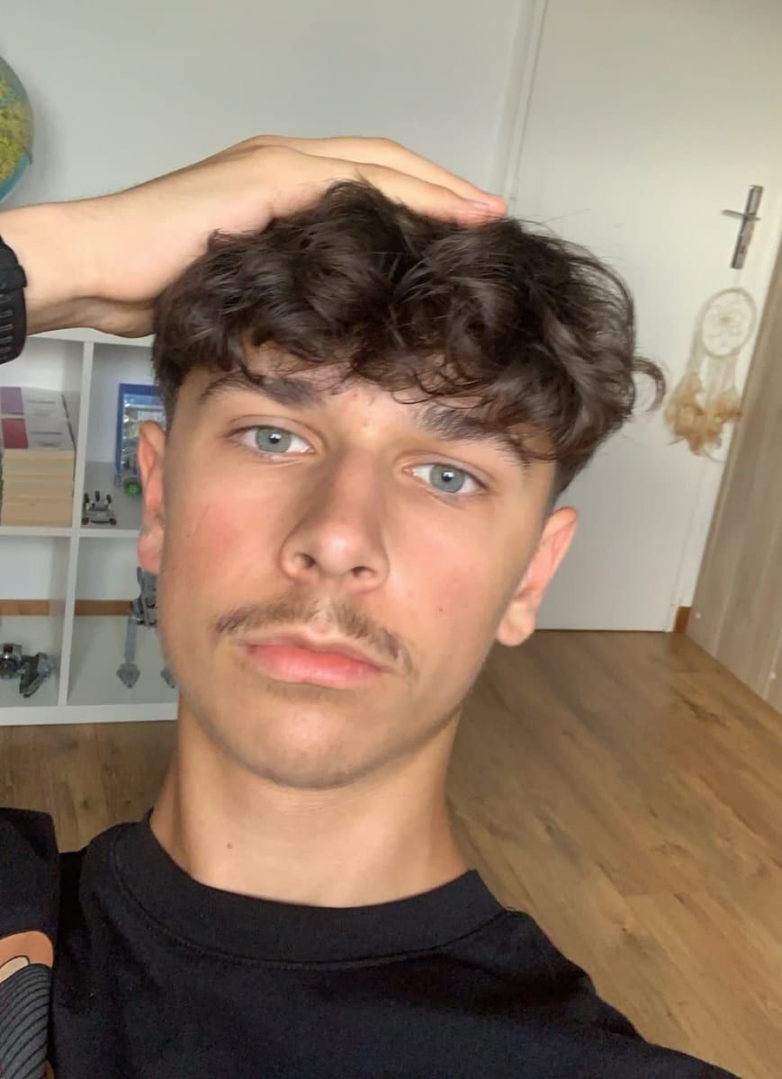 Tibor - Gay in Wackerow Profil von Tibor, 43 Jahre, Gay in Wackerow (Mecklenburg-Vorpommern)