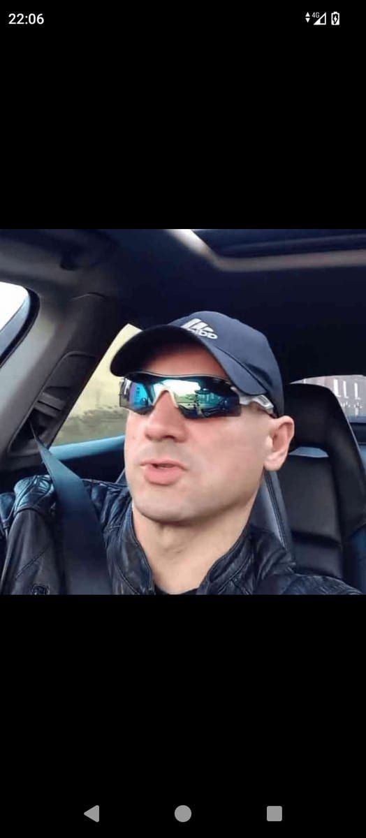 Emrullah - Gay in Trollenhagen Profil von Emrullah, 27 Jahre, Gay in Trollenhagen (Mecklenburg-Vorpommern)